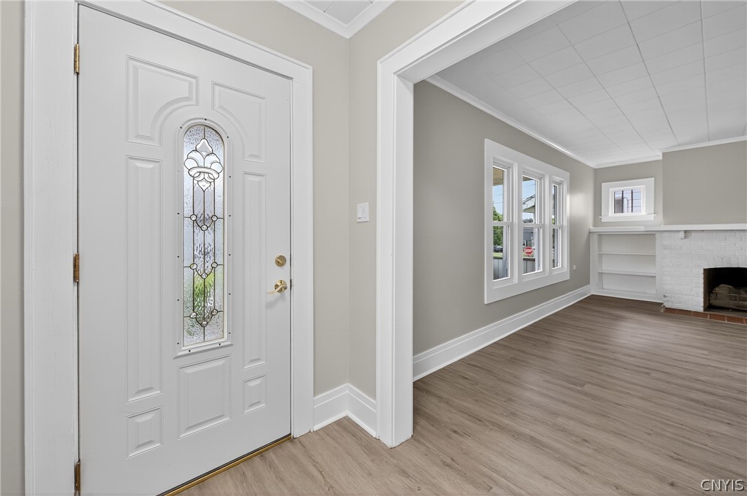 111 Maplehurst Avenue