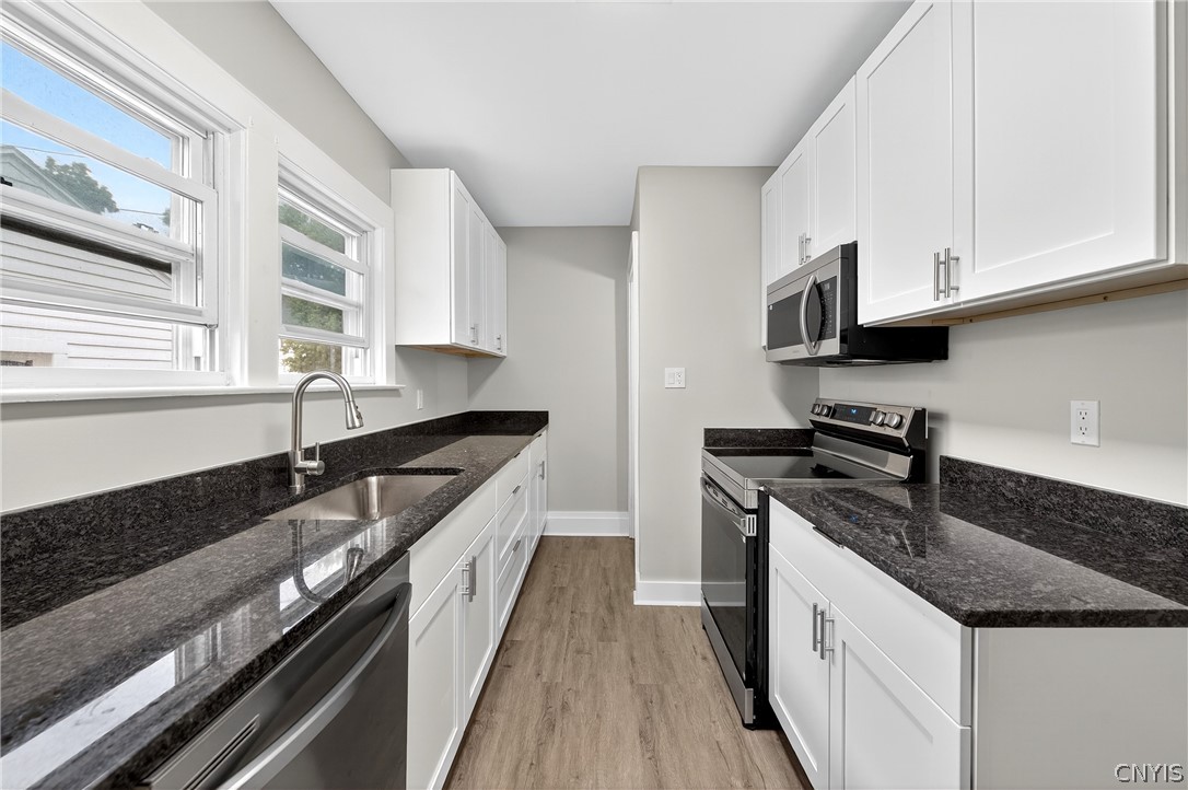 111 Maplehurst Avenue