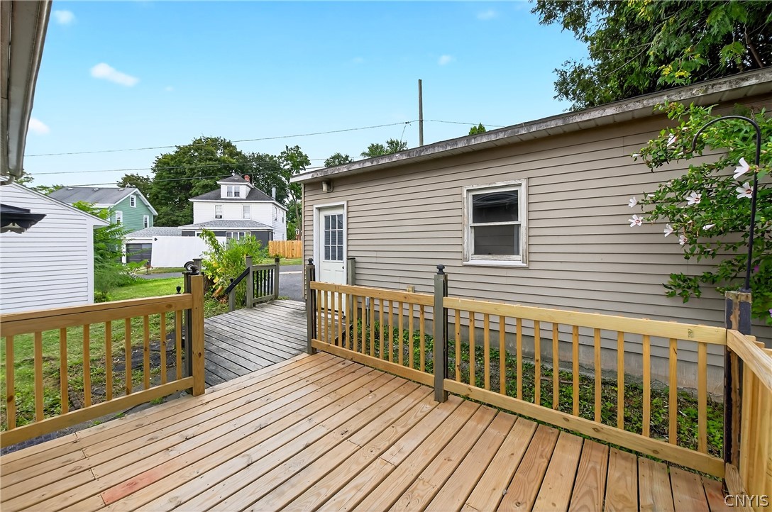 111 Maplehurst Avenue