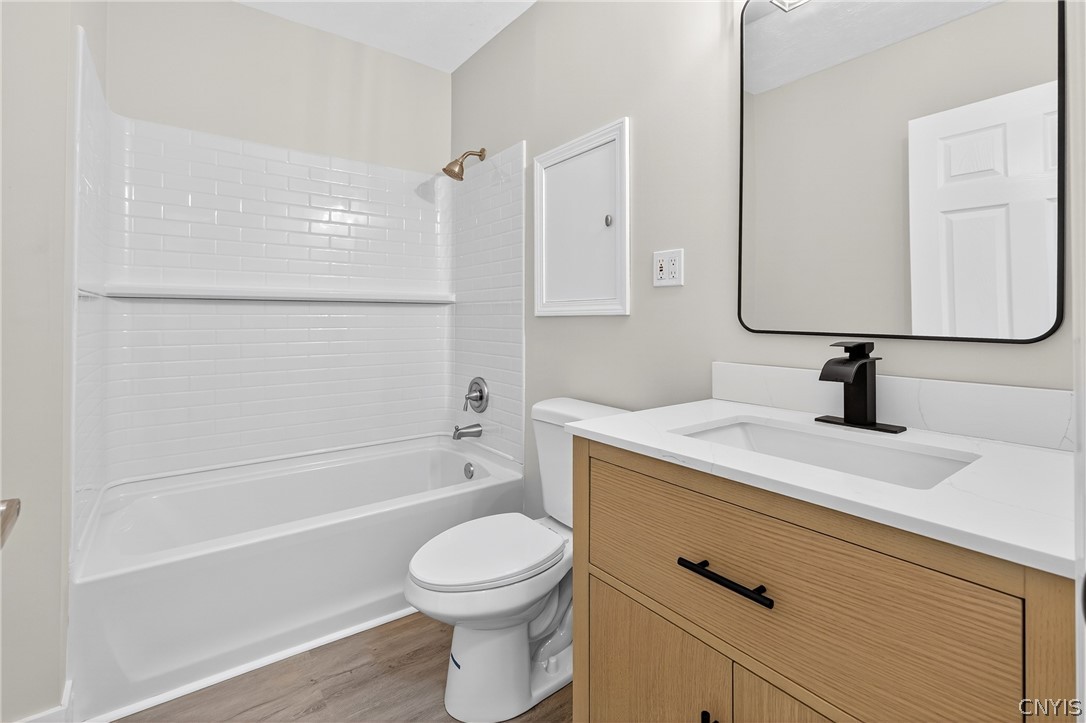 111 Maplehurst Avenue