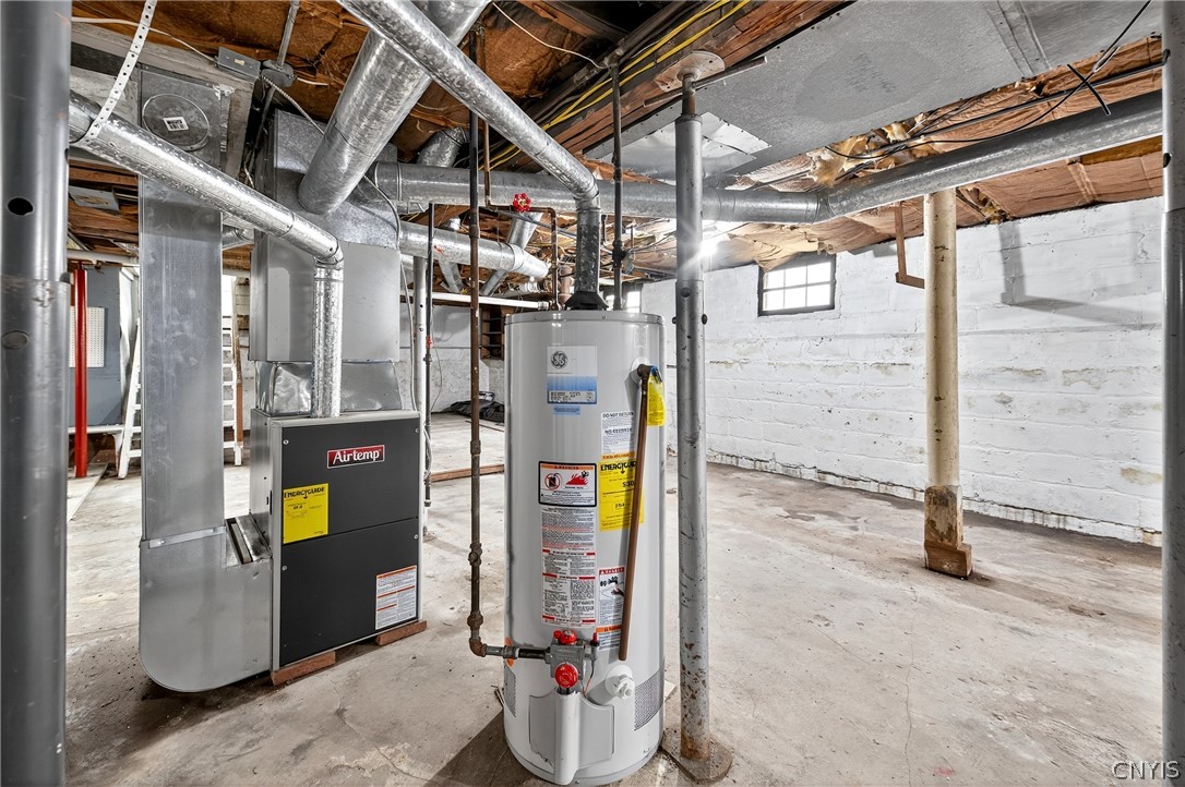 111 Maplehurst Avenue