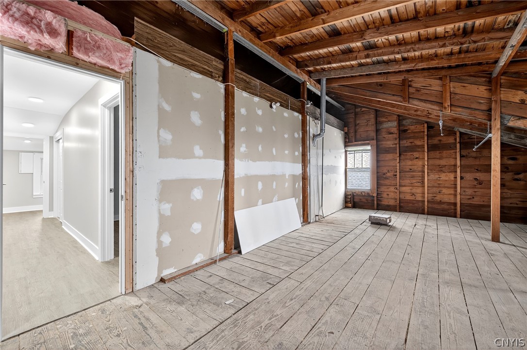 111 Maplehurst Avenue