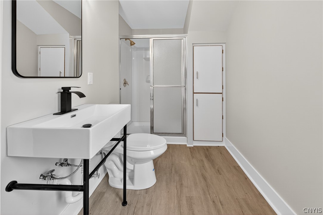 111 Maplehurst Avenue