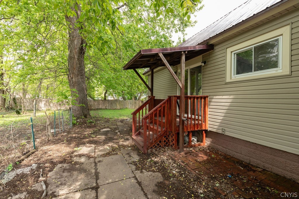 122 Putnam Street