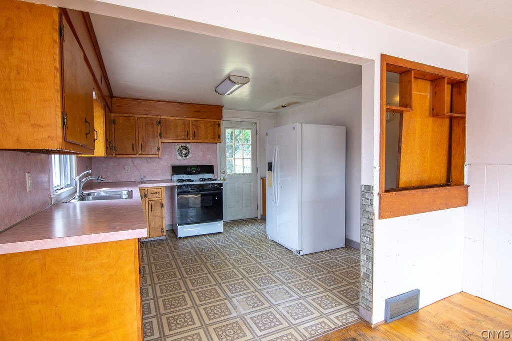 432 South Edwards Avenue