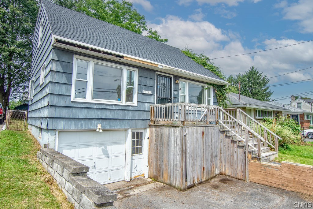 432 South Edwards Avenue