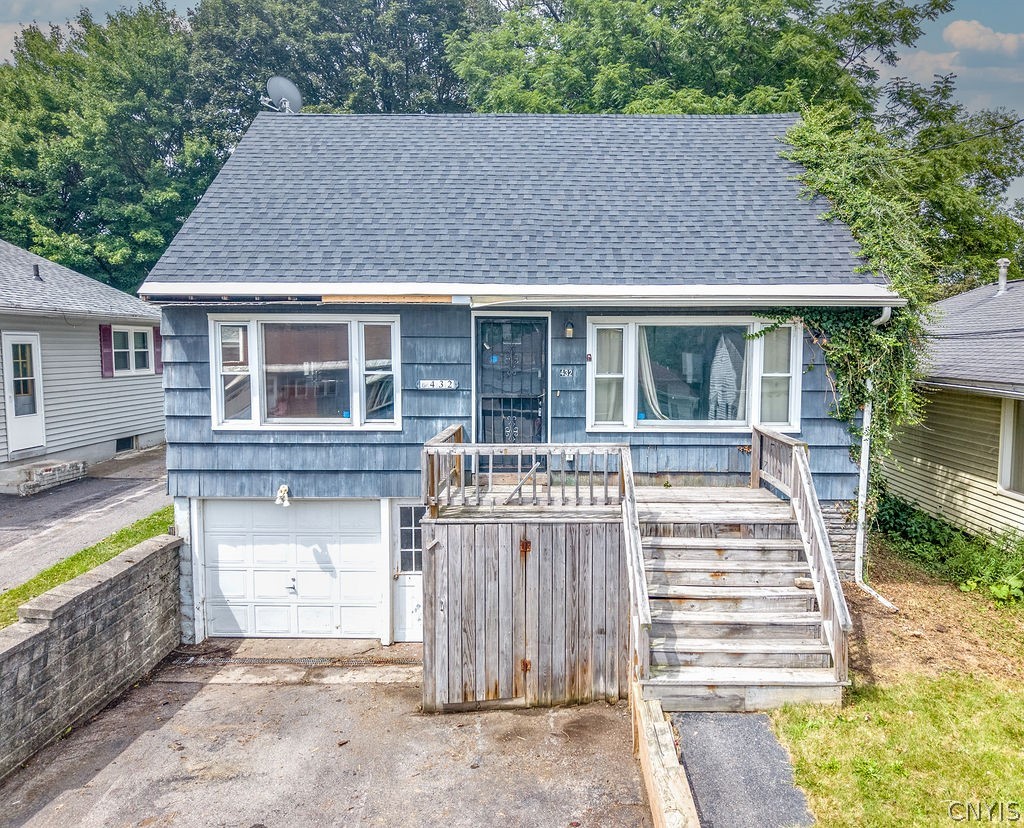 432 South Edwards Avenue