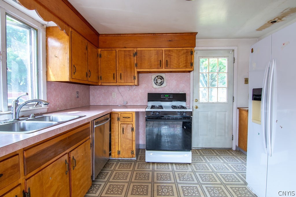 432 South Edwards Avenue