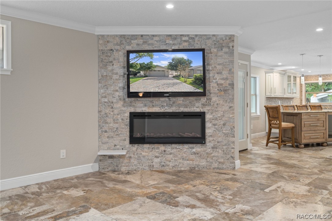 11504 W Clubview Drive