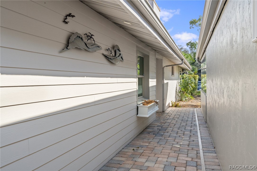 11504 W Clubview Drive