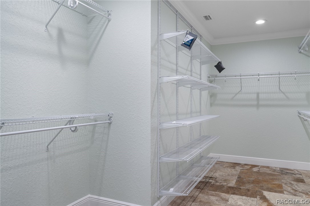 11504 W Clubview Drive