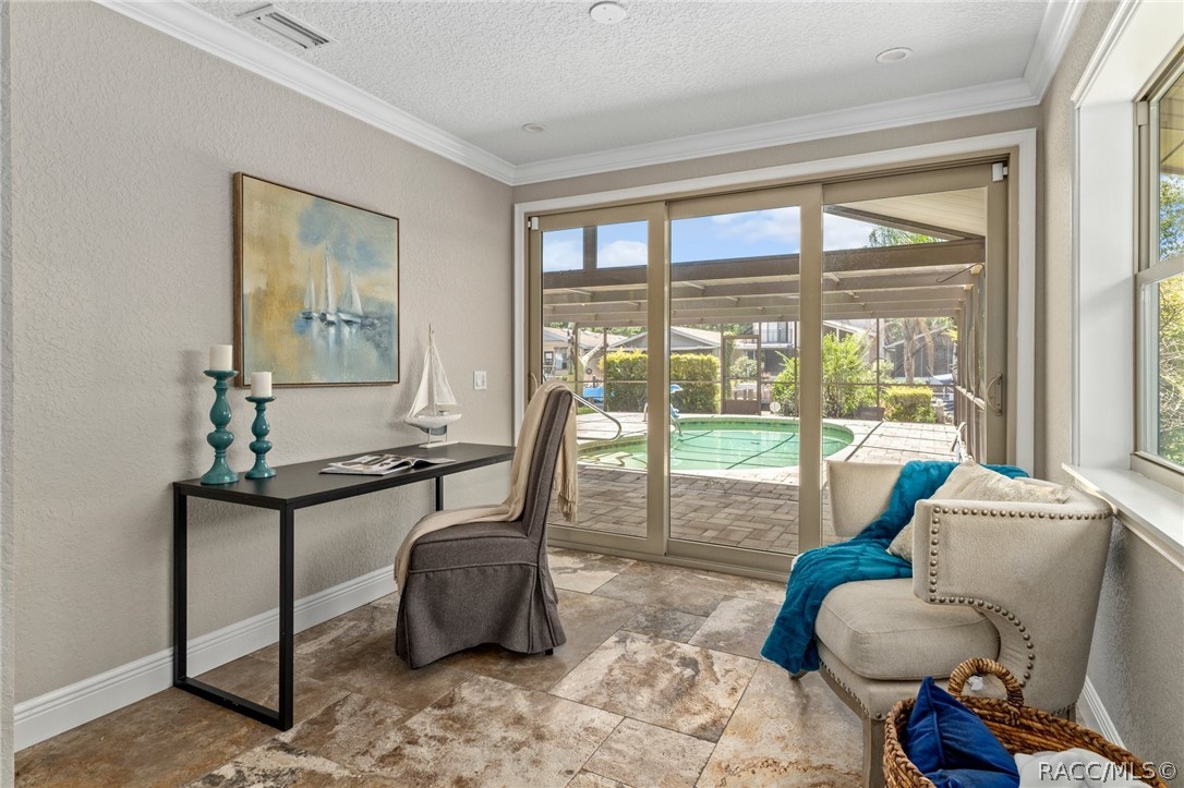 11504 W Clubview Drive