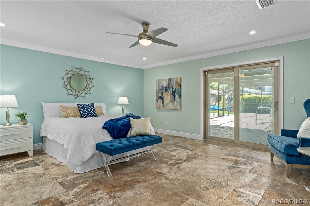 11504 W Clubview Drive