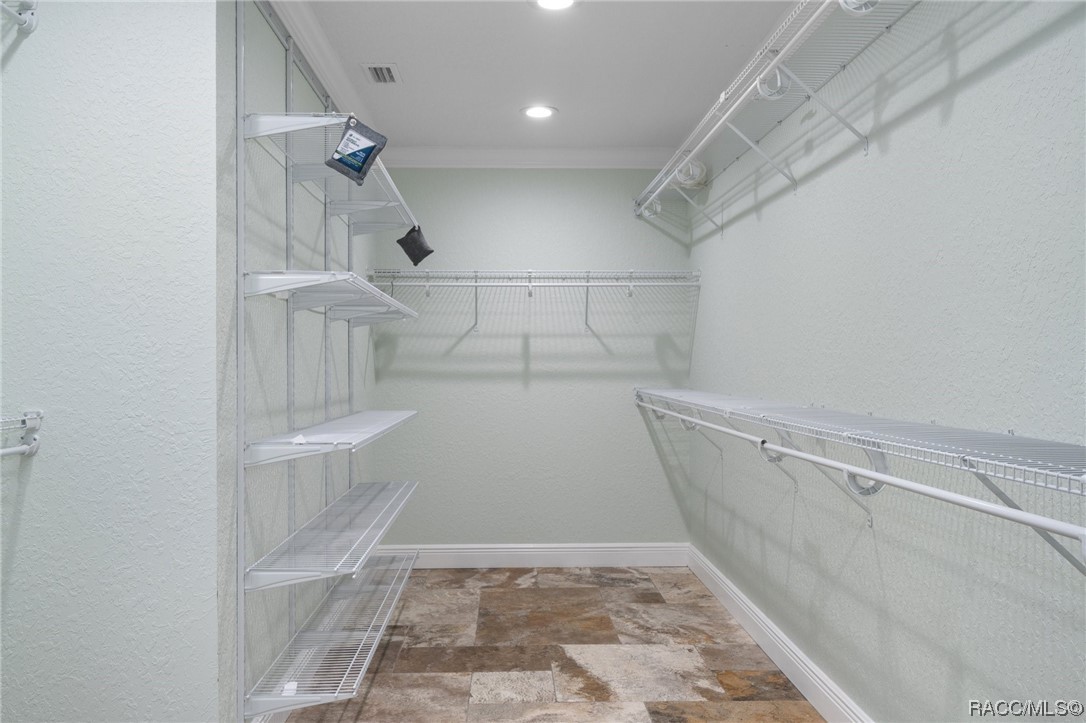 11504 W Clubview Drive