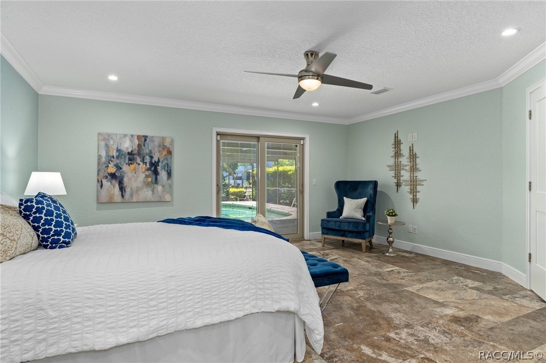 11504 W Clubview Drive