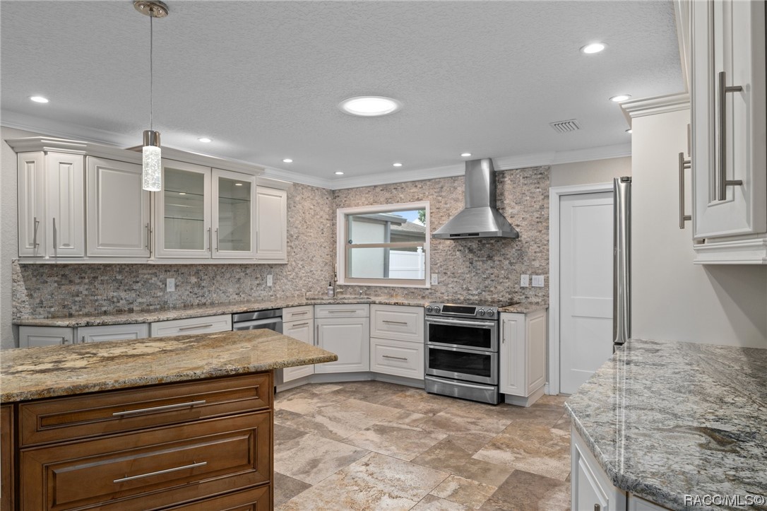 11504 W Clubview Drive