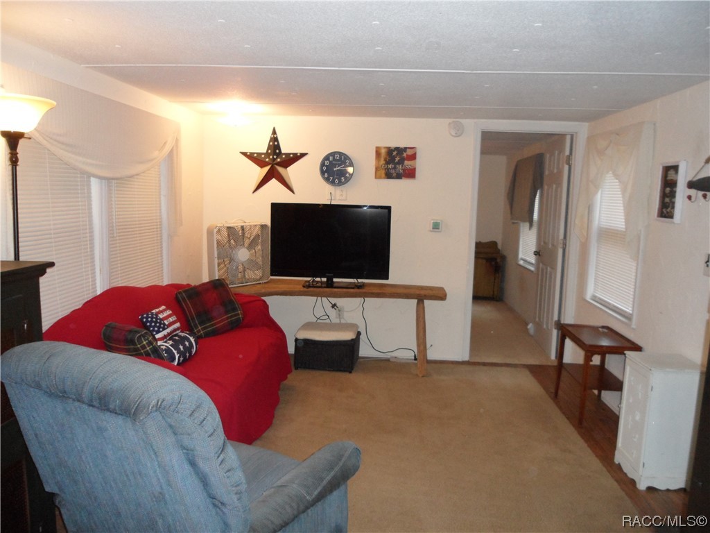 6368 W Beaumont Lane