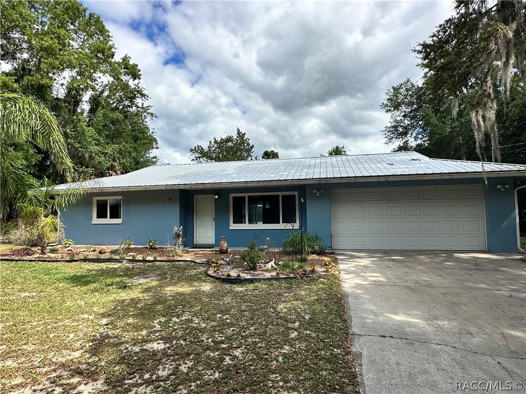 8917 W River Glen Court