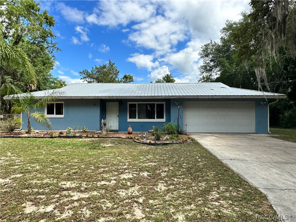 8917 W River Glen Court