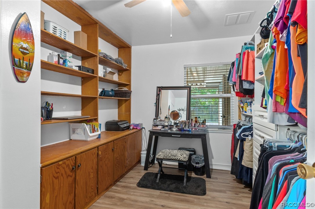4948 W Pleasant Acres Place