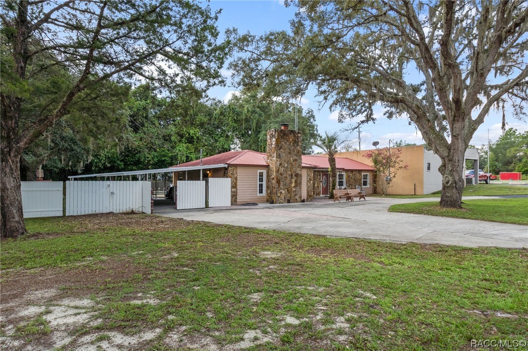 4948 W Pleasant Acres Place