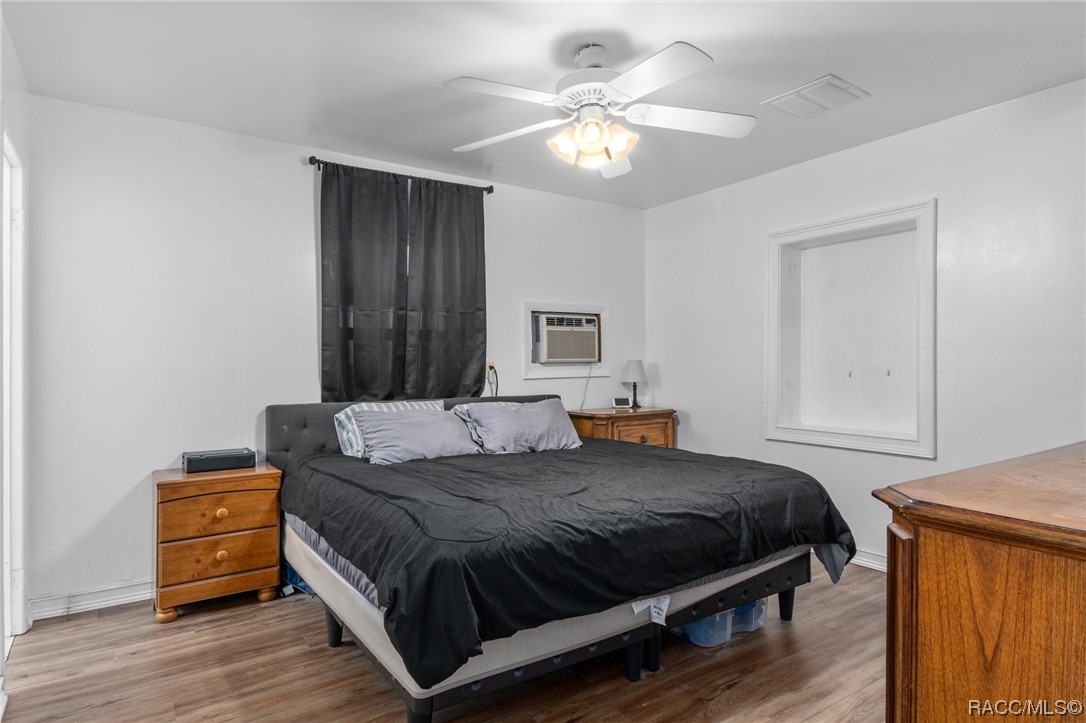 4948 W Pleasant Acres Place