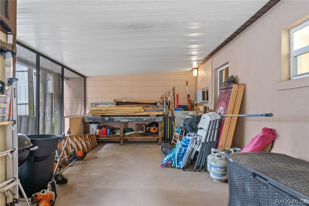 4948 W Pleasant Acres Place