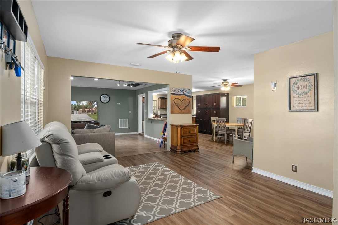 4948 W Pleasant Acres Place