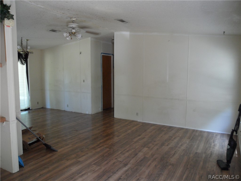 4695 N Tallahassee Road