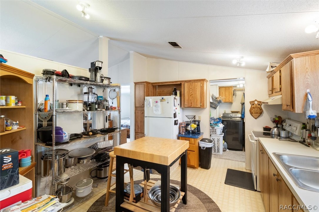 35 S Allman Terrace