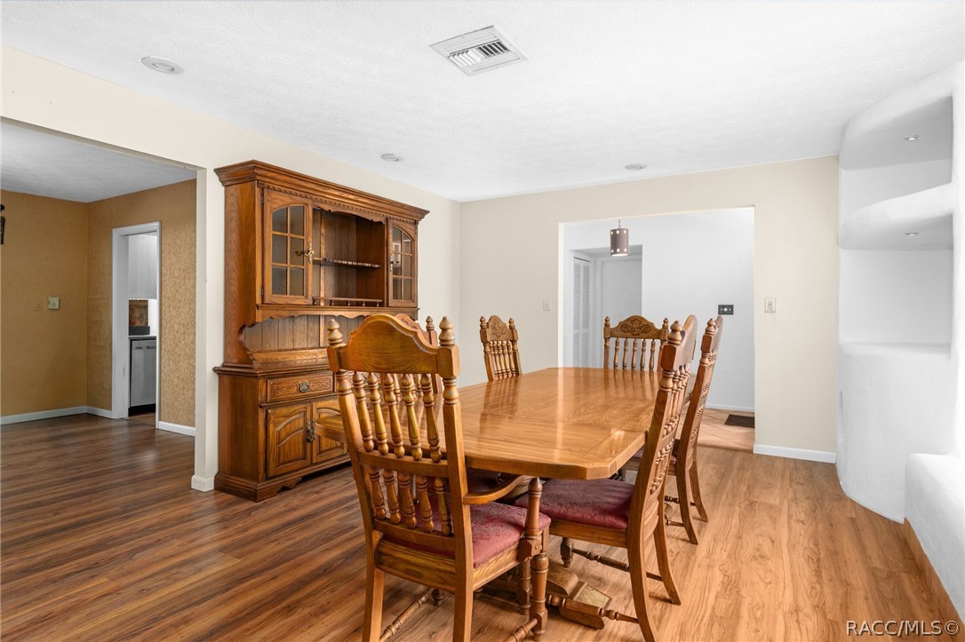 25 N Country Club Drive