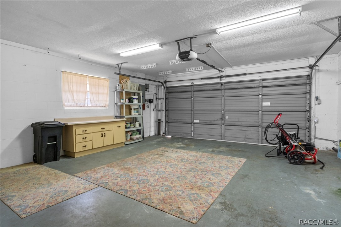 25 N Country Club Drive