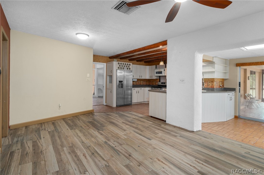 25 N Country Club Drive