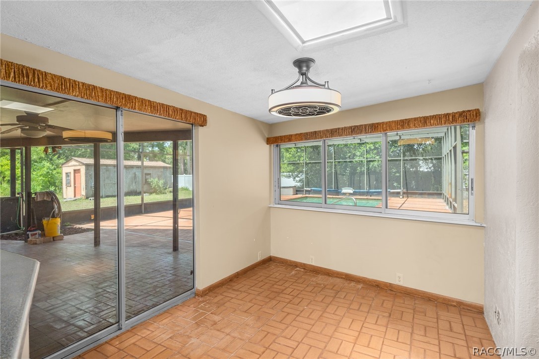 25 N Country Club Drive
