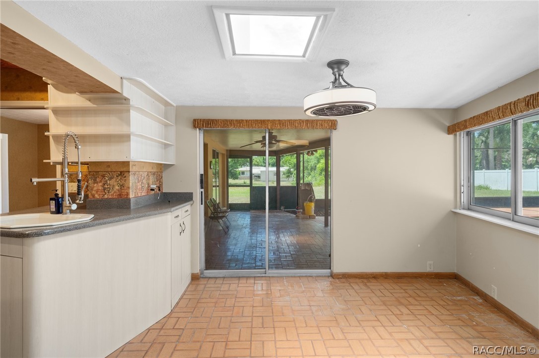 25 N Country Club Drive