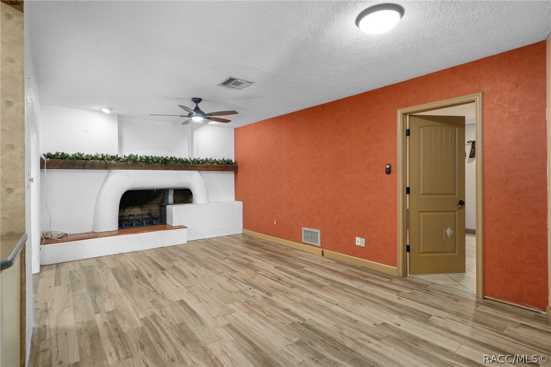 25 N Country Club Drive