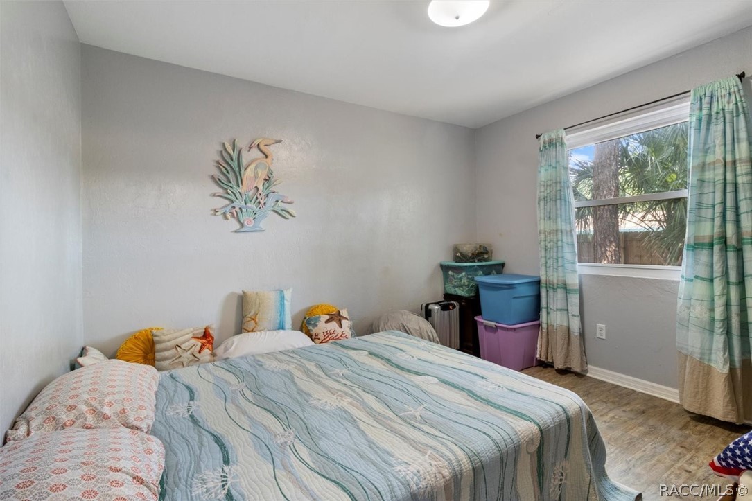 656 NE 11th Street