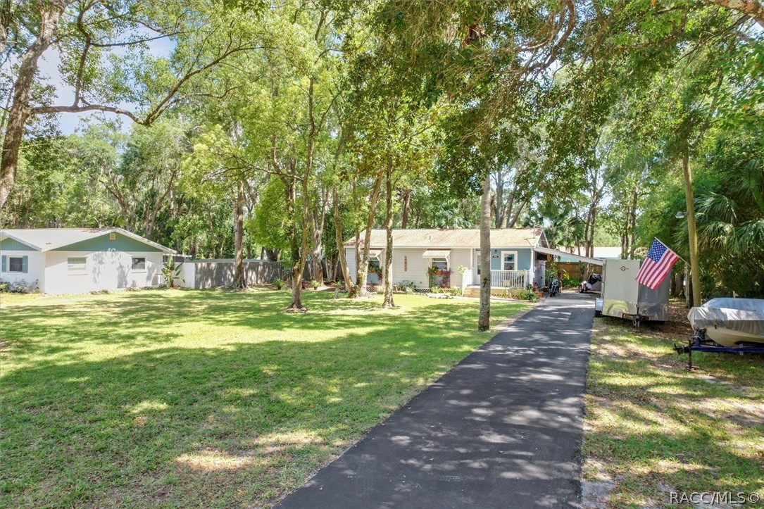 656 NE 11th Street