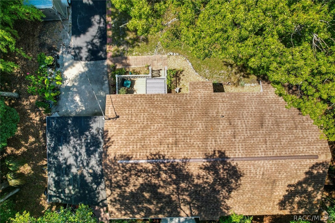656 NE 11th Street