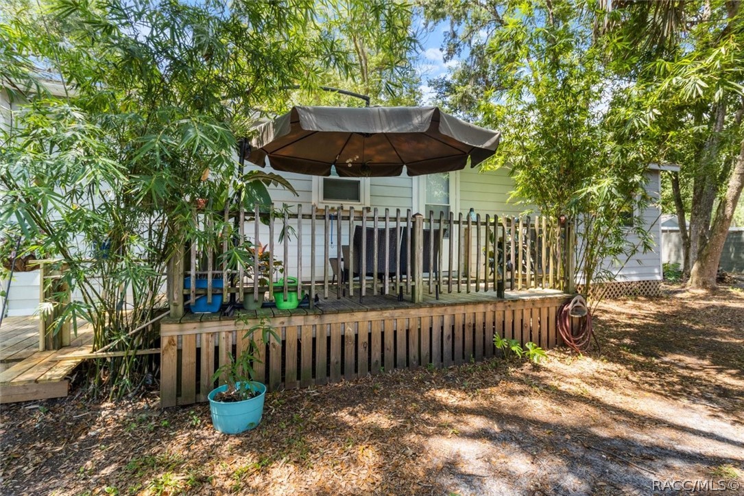 656 NE 11th Street
