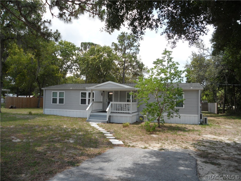 7058 W Jackson Lane