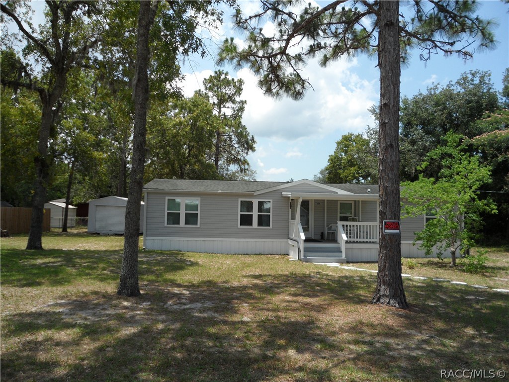 7058 W Jackson Lane