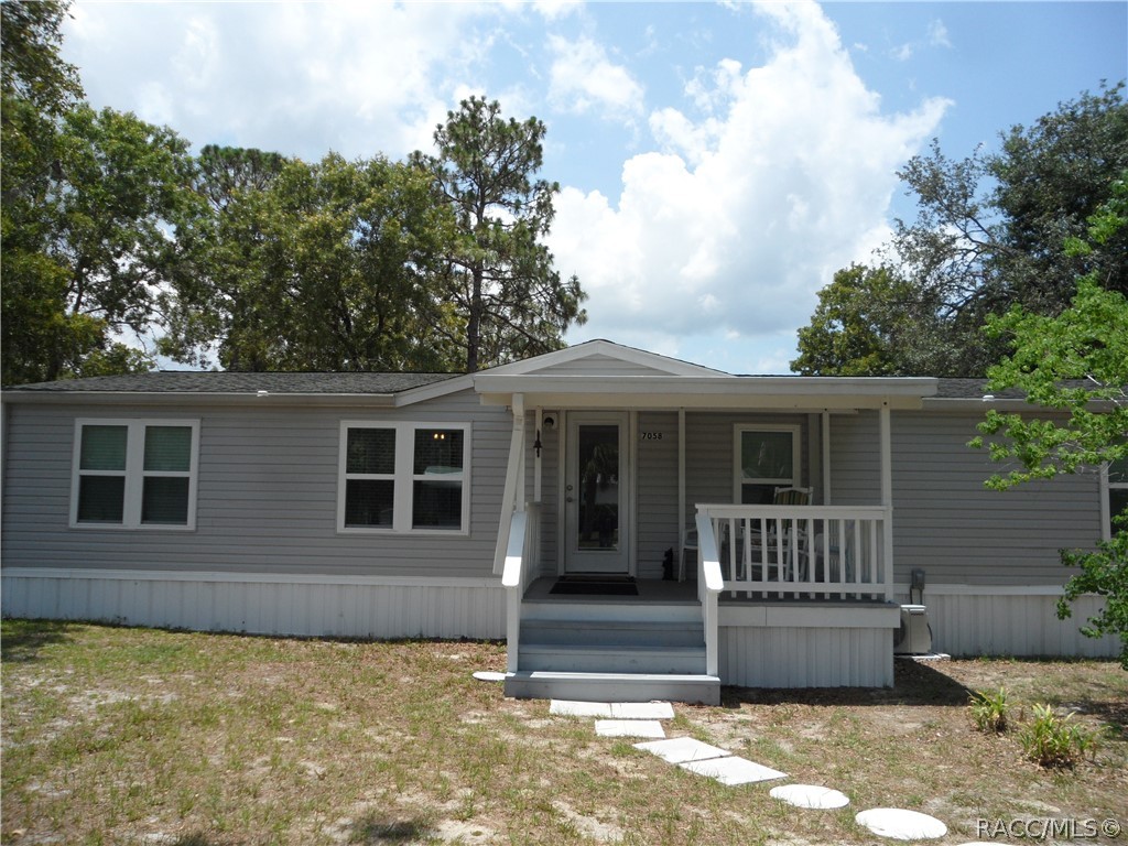 7058 W Jackson Lane