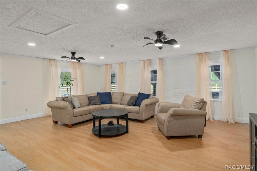 910 NW 6th Avenue