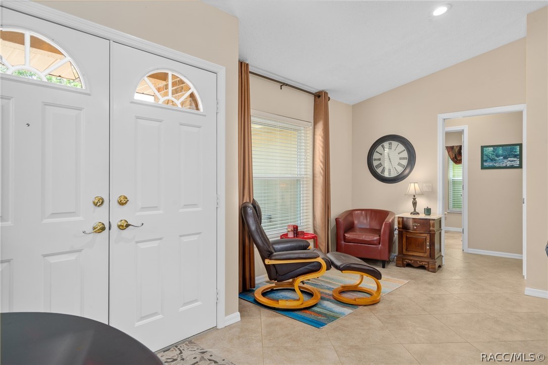 9 Sandpine Court W