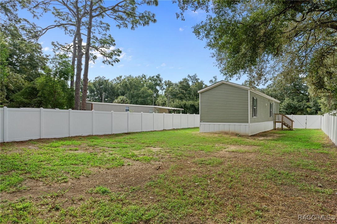 6321 W Orange Lane