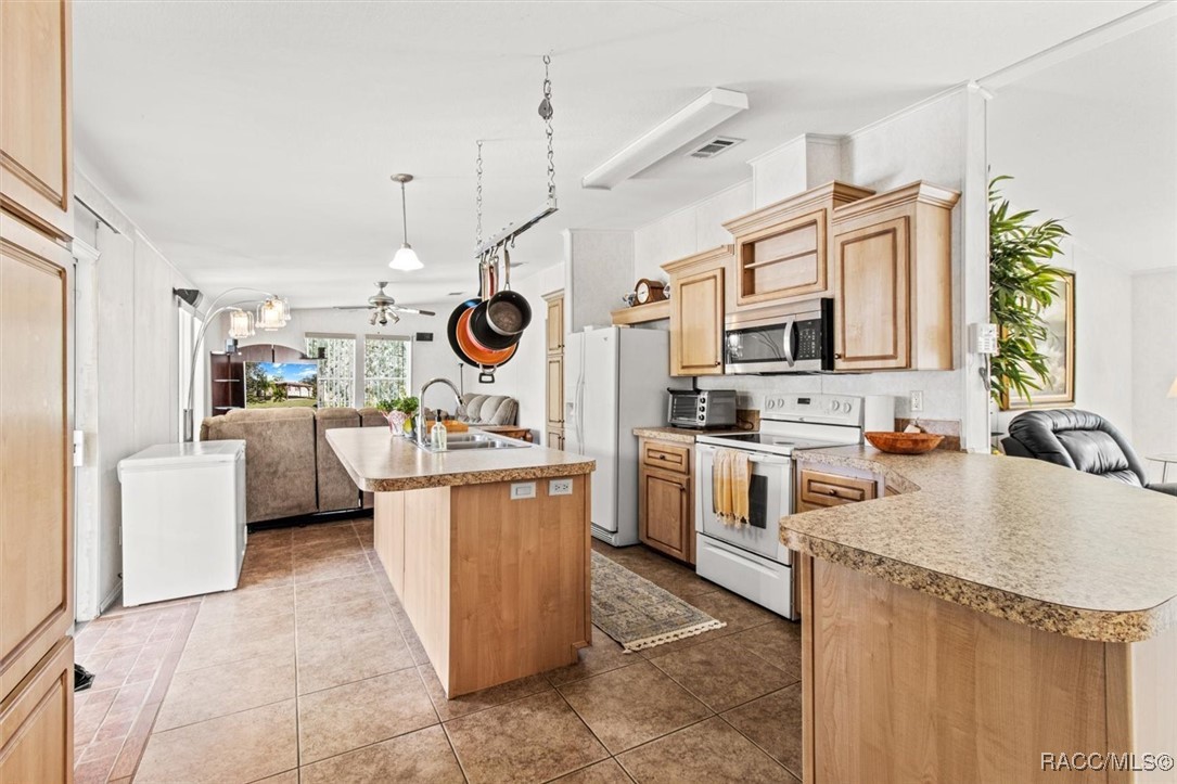 5237 W Winter Sun Lane
