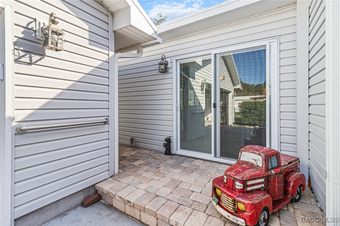 7059 W Jackson Lane