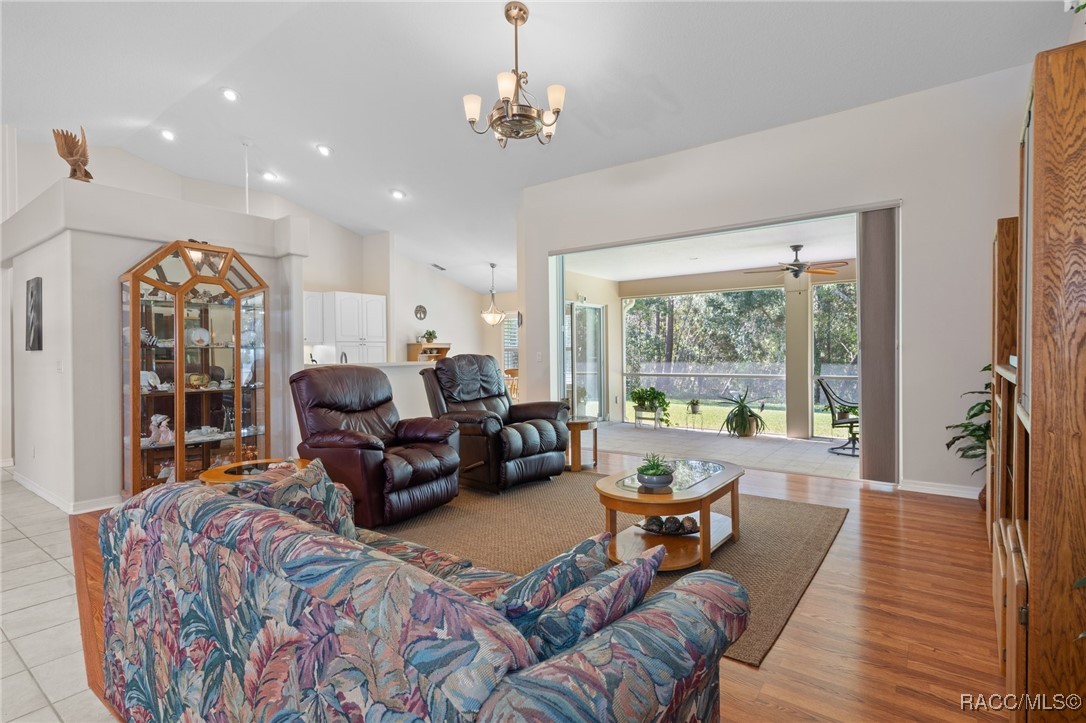 16 Ageratum Court
