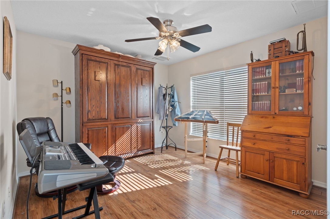 16 Ageratum Court